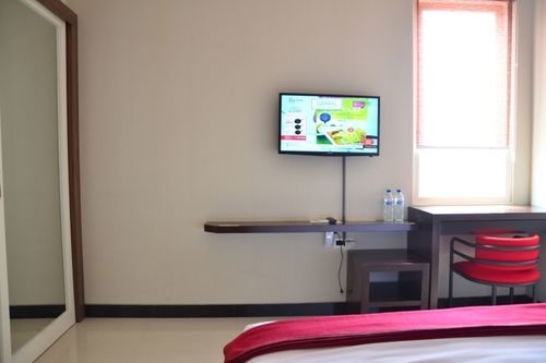 Chiaro Hotel Syariah Сидоарджо Экстерьер фото