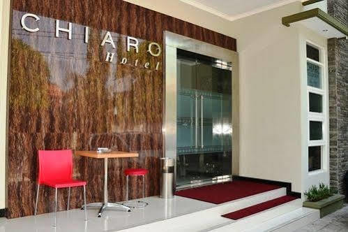 Chiaro Hotel Syariah Сидоарджо Экстерьер фото